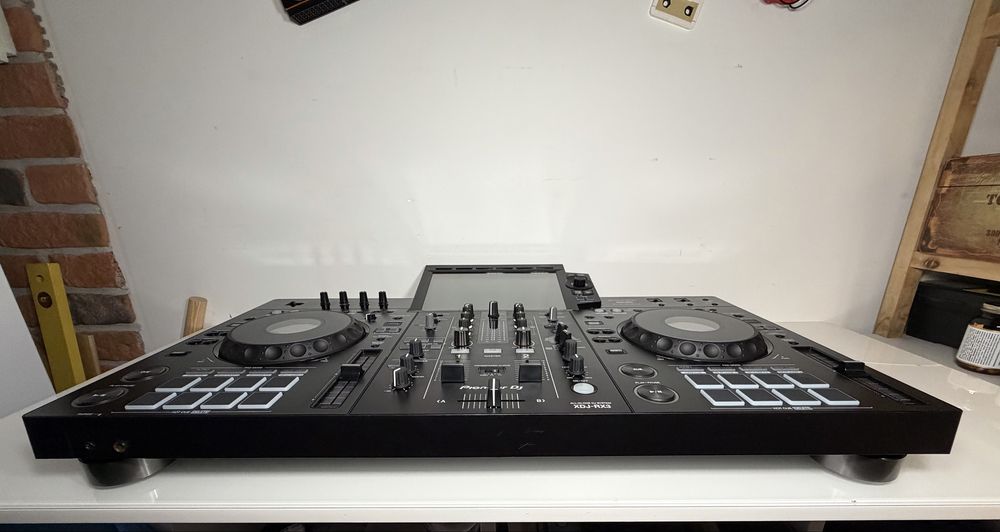 Pioneer DJ XDJ-RX3 + decksaver