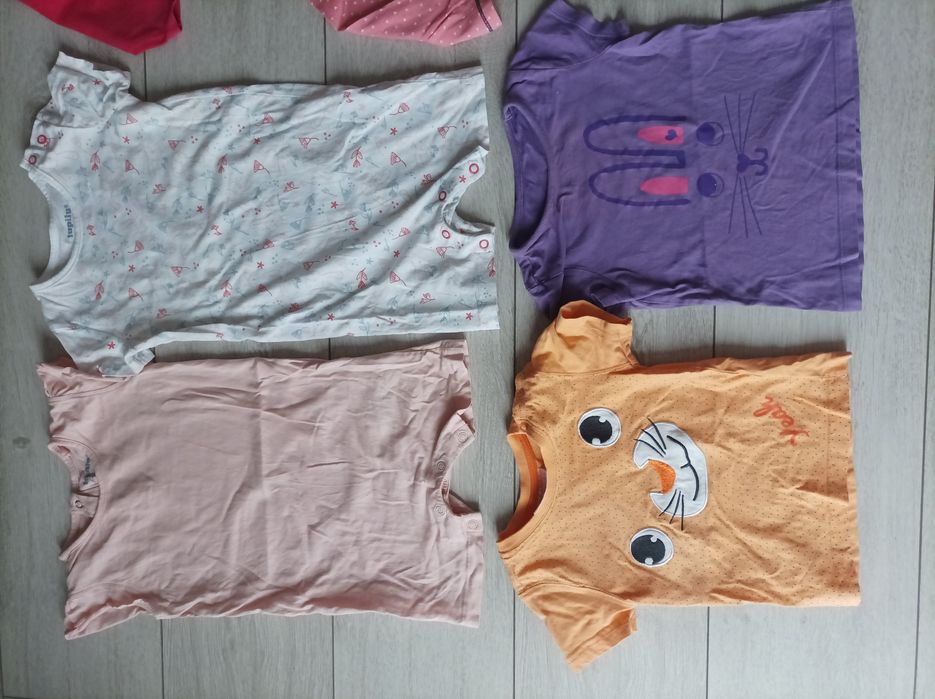 Ubranka wiosenne dziewczynka 86 Paczka sukienki bluzki rampersy