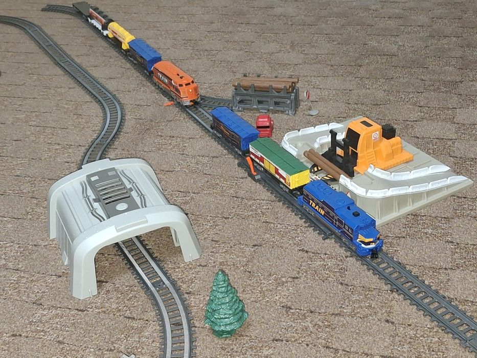 Залізниця Рower train 2 набори за 630 грн