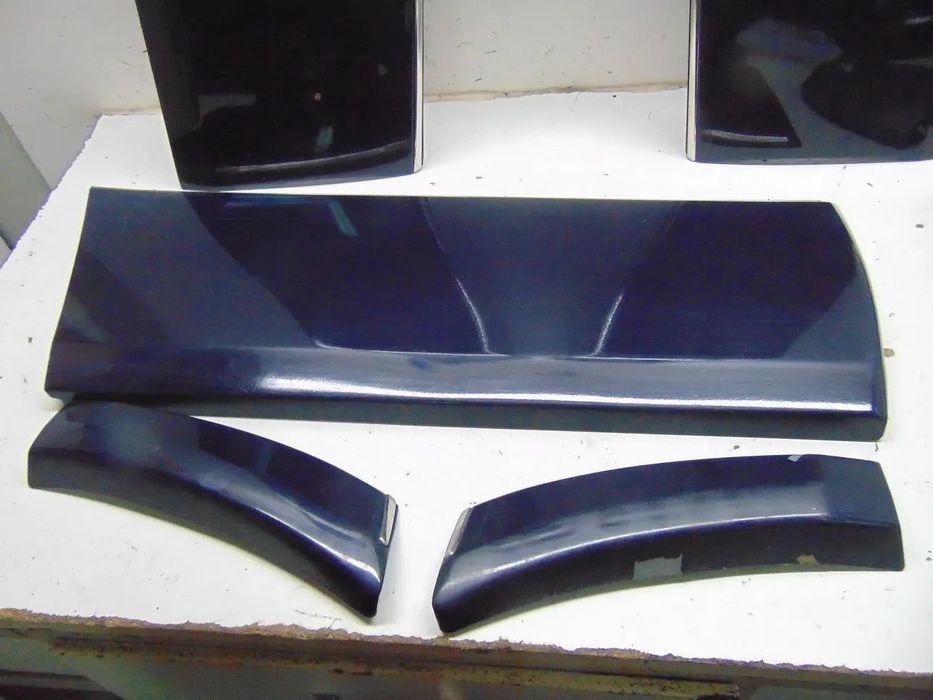 Mercedes W124 frisos carroceria " usado em bom estado