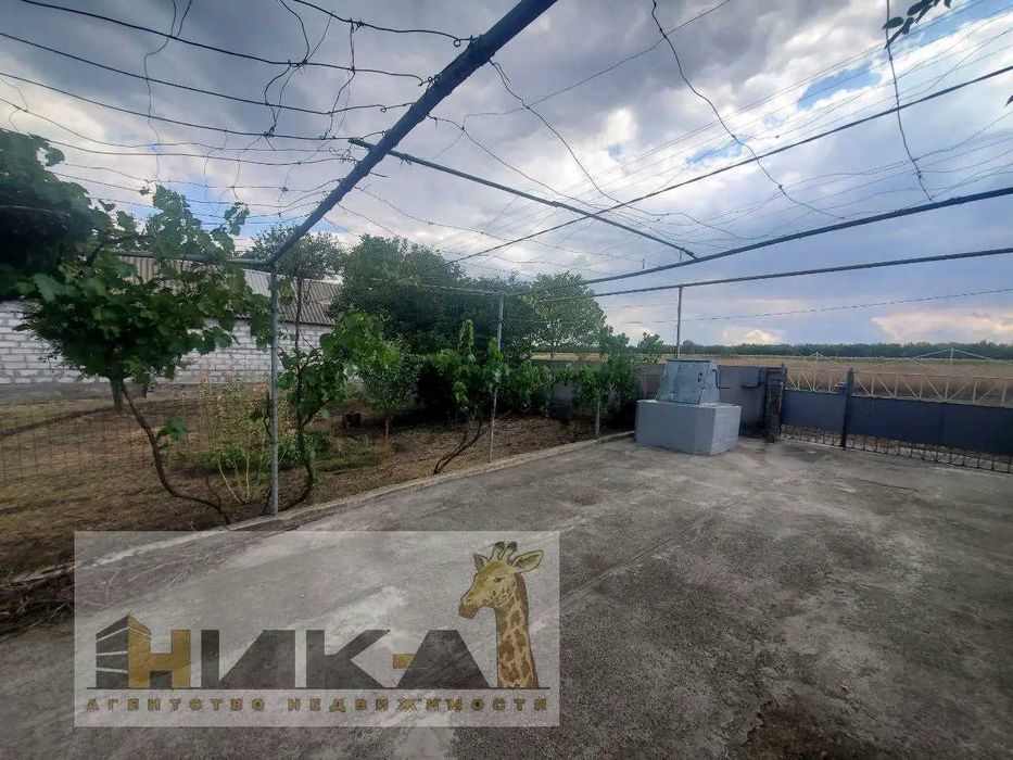 Продам будинок с. Лежине