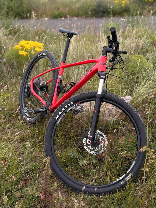 BH Expert 5.0 Roda 29", Tamanho L, Como Nova + Capacete Specialized MIPS