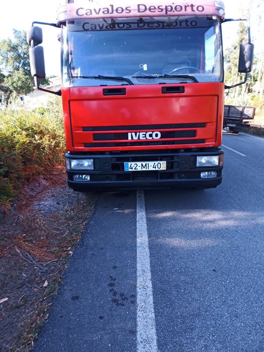 Venda de camiões Iveco e Renault