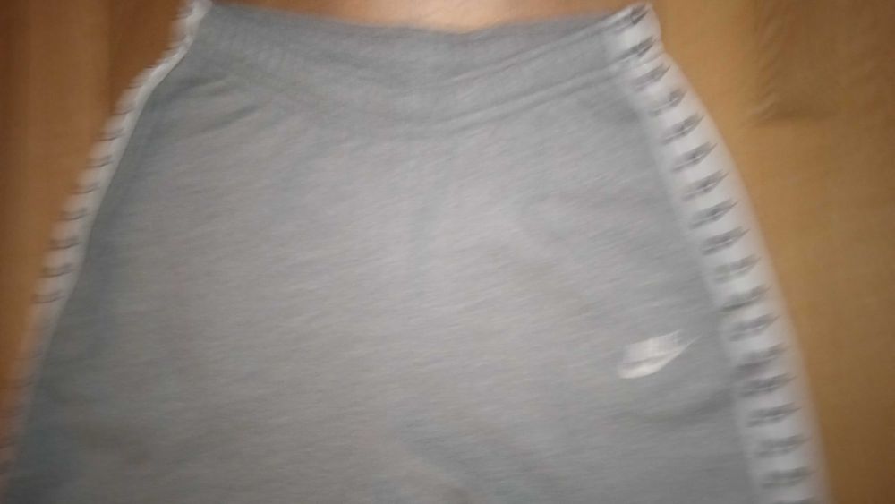 Calças da nike cinzentas