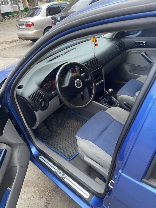 Volkswagen Golf 2000 VIN WVWZZZ1JZYW644020 фото оголошення 4 з 5