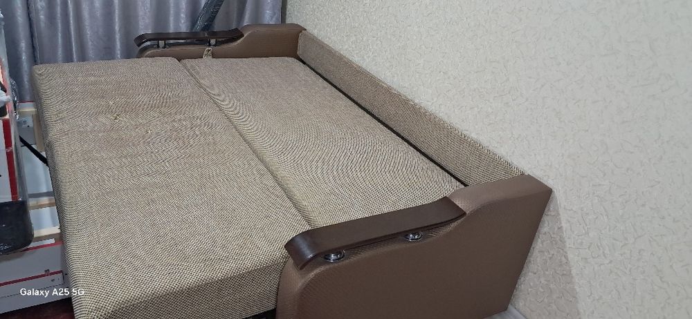 Продам диван бу.