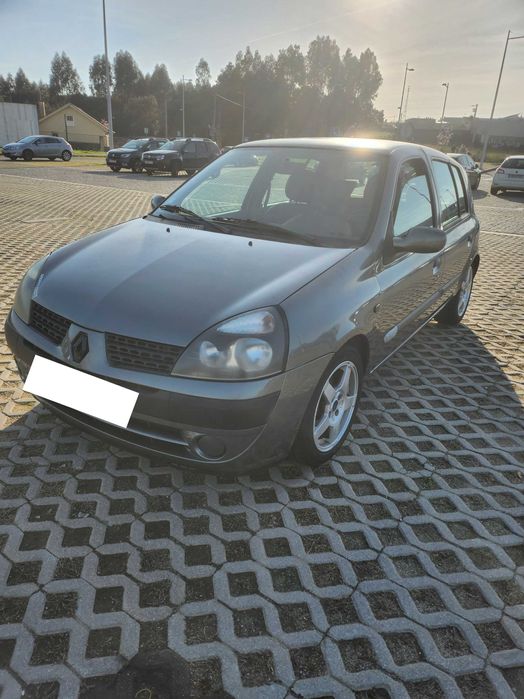 Vende-se Renault Clio II
