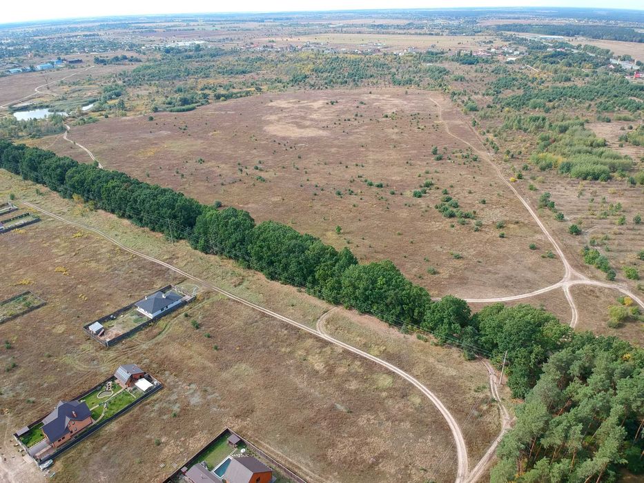 Земельный учатсок Мрия - Петрушки  16га в границах села 700у.е./сотка