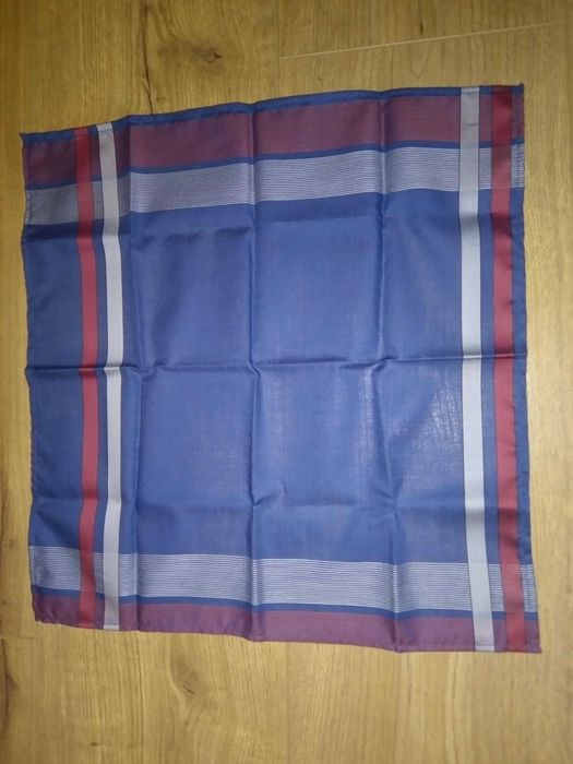 Chusteczka bawełniana do nosa męska naszywka 35 x 38cm niebieska nowa