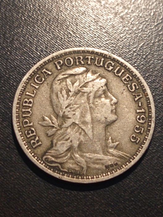 50  centavos  -Alpaca-  Republica Portuguesa - Portugal 1955	Soberba