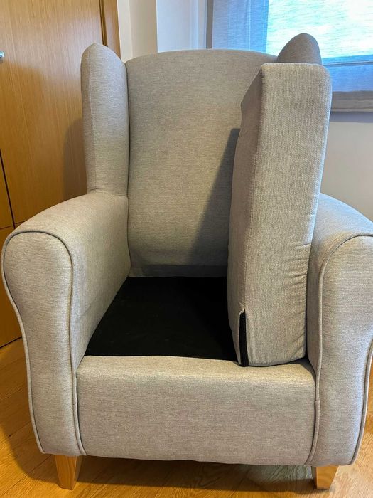 Poltrona Cinza Kenay Home (Modelo Dan)