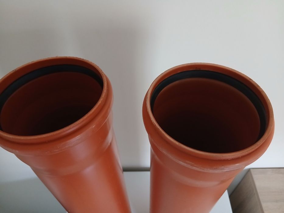 2x rura kanalizacyjna