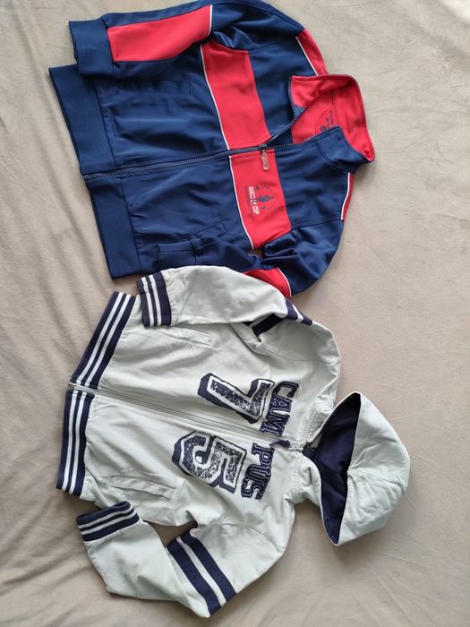Zestaw 21) bluzy sportowe r. 122 128