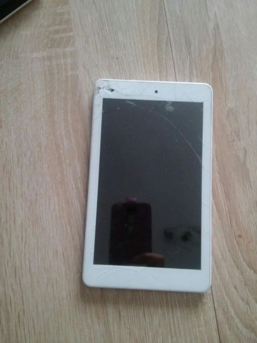 Tablet quadra pentagram 7 po upadku