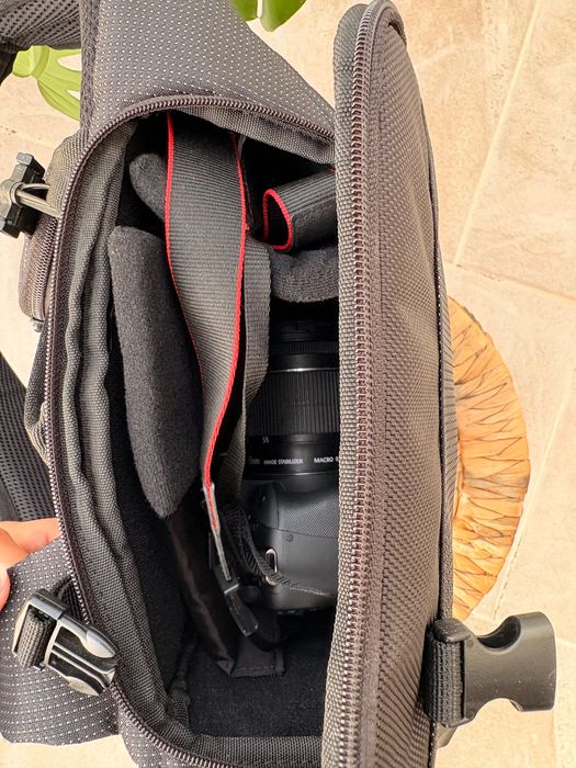 Máquina fotográfica Canon EOS 100d + lente 18-25mm + mochila. pouco usada