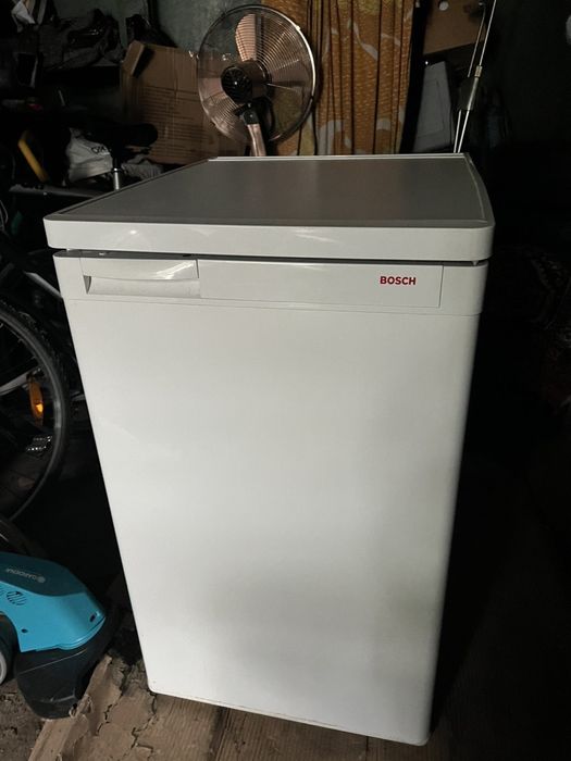 Холодильник малий 80 см