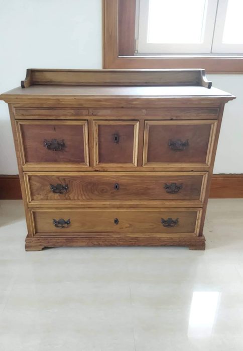 Quarto de casal completo.