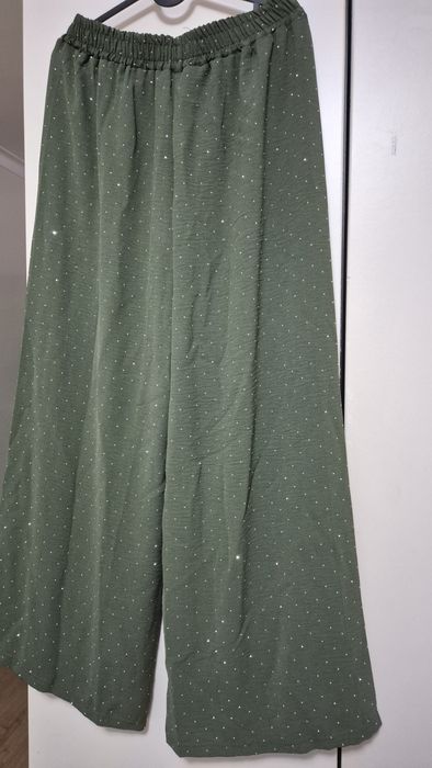 Calças pantalonas verde com brilhos L/XL