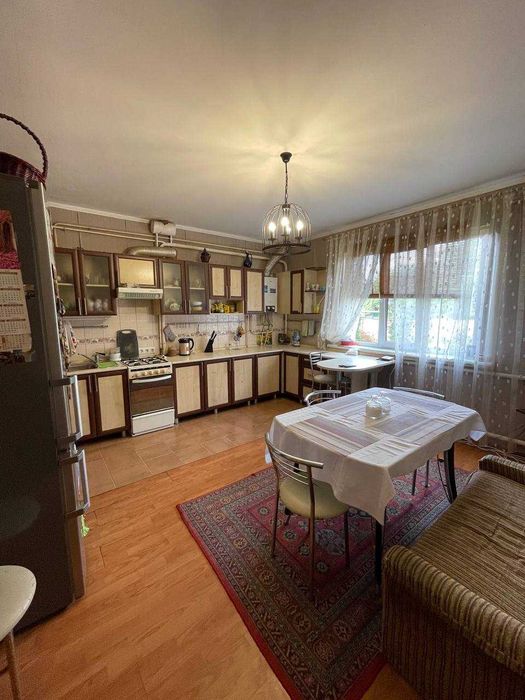 Продаж будинку в Ліщині | 250 м² | 25 соток землі | Можливий продаж по держпрограмах