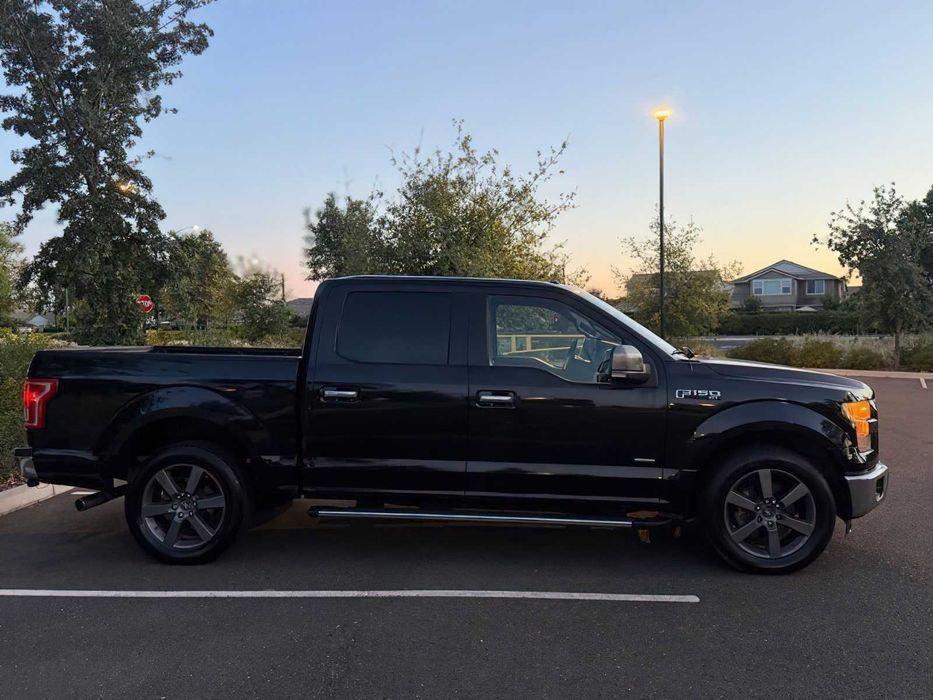 Ford F-150 XLT      2015