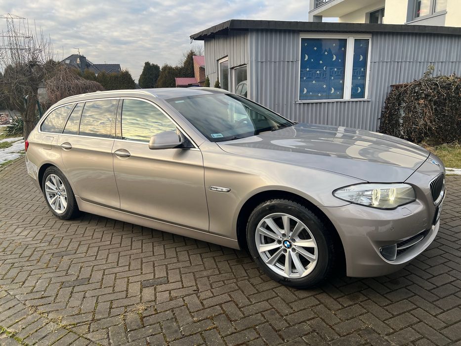 BMW F11 2.0d 2011r  Aktywny tempomat Ledowe zegary