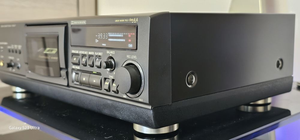Technics RS-AZ7 deck kasetowy - jak nowy, idealny stan.