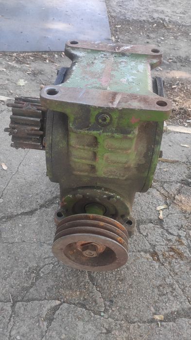 Понижающий редуктор СССР Знижувальний Понижувальний редуктор СРСР