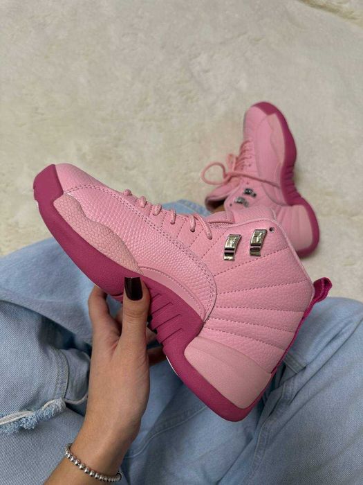 Жіночі Кросівки Nike Air Jordan 12 Retro Pearl Pink