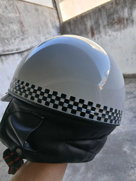 Capacete vintage (penico)