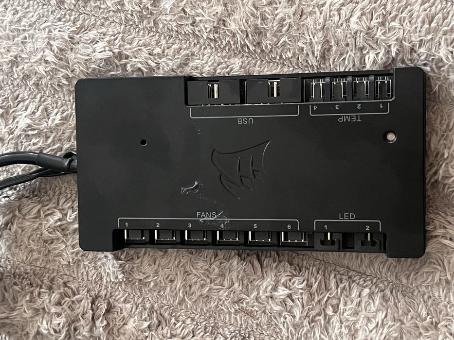 Corsair Commander PRO CL‑9011110‑WW – kontroler wentylatorów i RGB