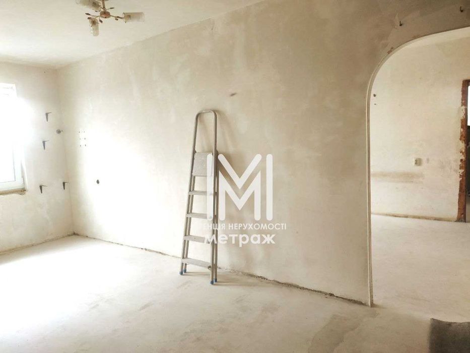 Продам 4к квартиру под чистовую отделку! Залютино! (87568)