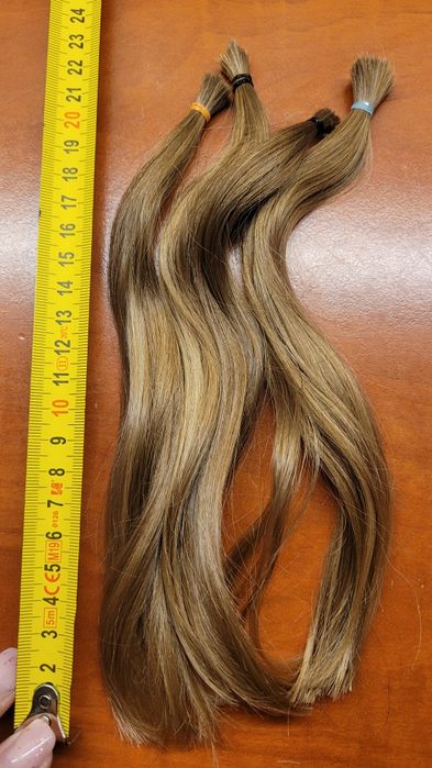 Włosy dziecięce, ciemny blond 23 cm 21g