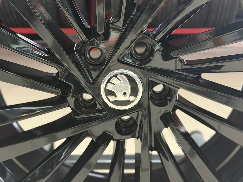 Диски REPLICA FB SK261 R19 5x112 Gloss Black (VW / Audi / Skoda / Seat)