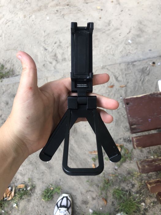 Минм-штатитв для телефона ulanzi срочно продам