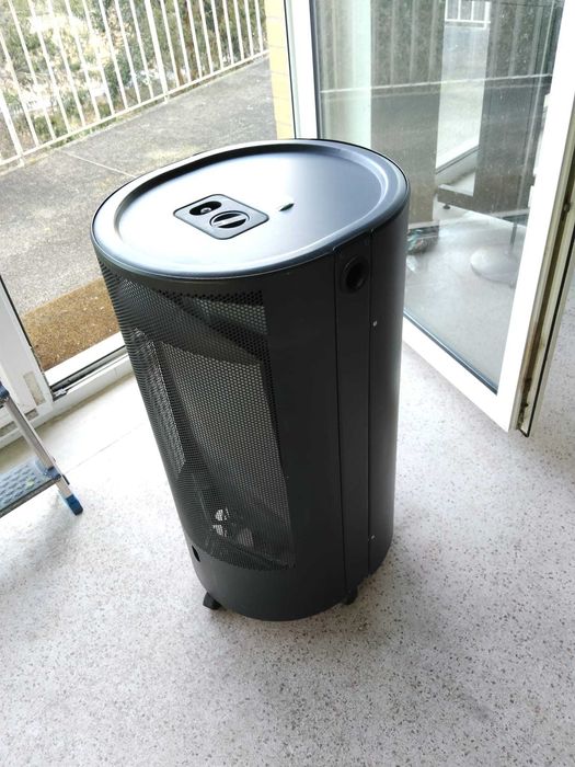 Aquecedor a gás com rodas