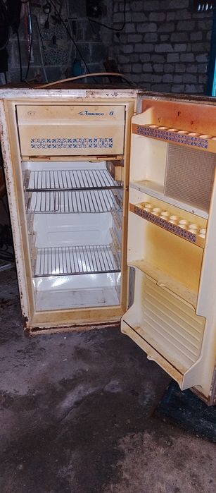 Холодильник Донбасс 8 с гаража