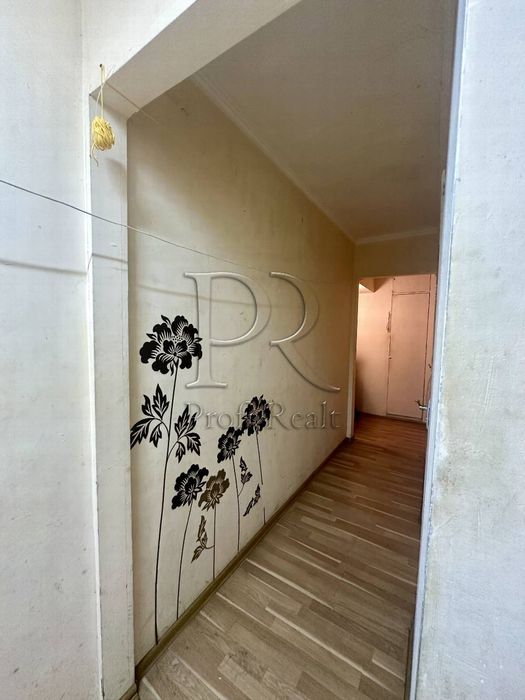 Продаж 3 кімн. квартири за адресою Автозаводська, 21а