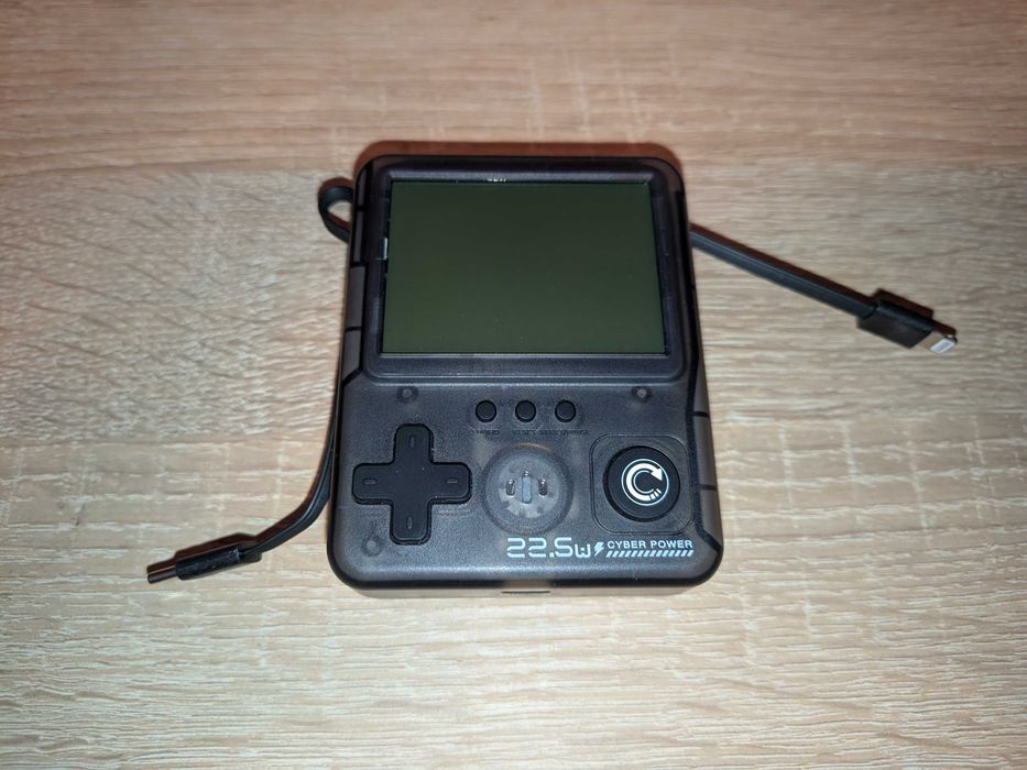 Power bank 10000mah z wbudowaną grą Brick Game