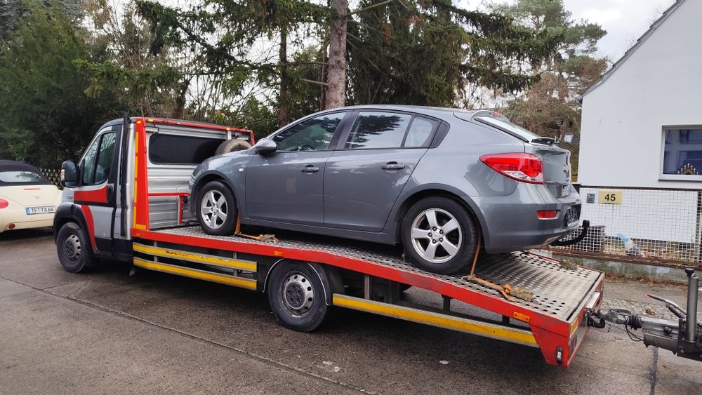 Pomoc Drogowa - Usługi transportowe