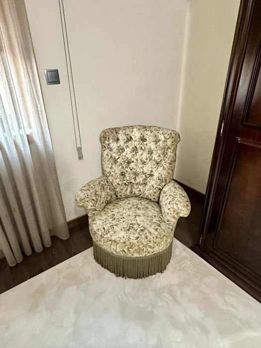 Mobilia completa de quarto- em excelente estado