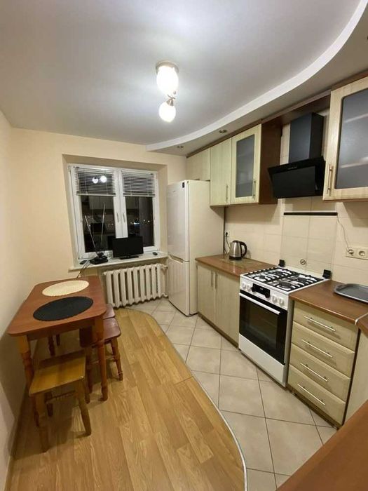 Здається в оренду 1-кімнатна квартира по вул. Рубчака.