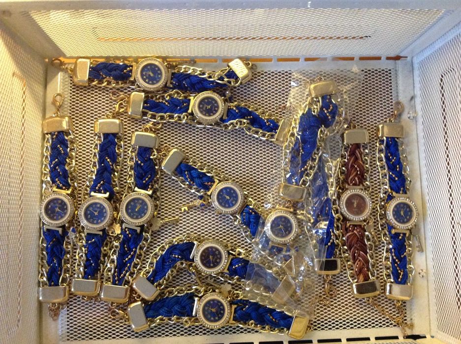 Lotes De Relógios NOVOS – Limpeza de Stock