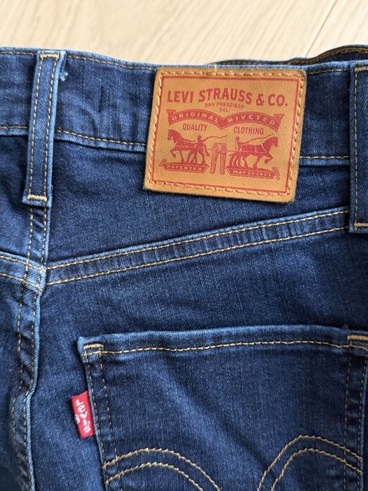 Джинси skinny levis