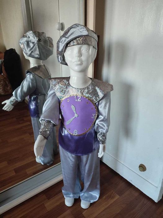 Костюмы на детские утренники (зверята, платья, персонажи)