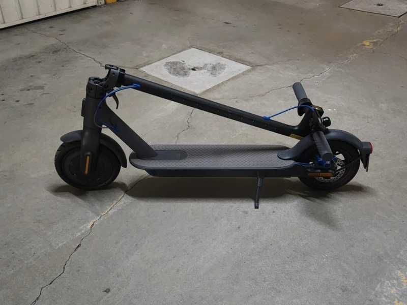 Trotinete Elétrica Xiaomi Mi Electric Scooter 3