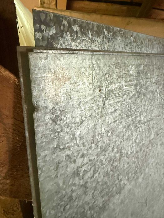 Оцинковане покрівельне залізо 1,27*2м, часів СРСР, нове. В Голосієво