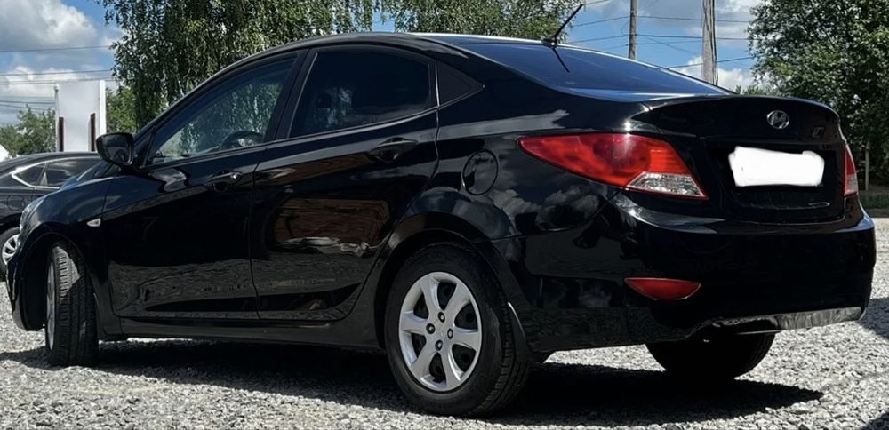 Продам hyundai accent 2011