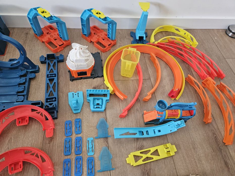 HOT WHEELS, track builder, 6-12 lat