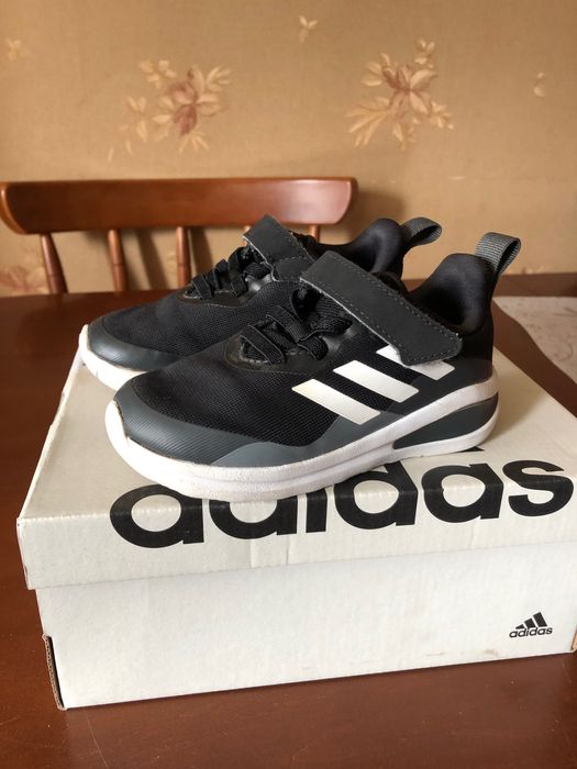 Кросівки дитячі adidas