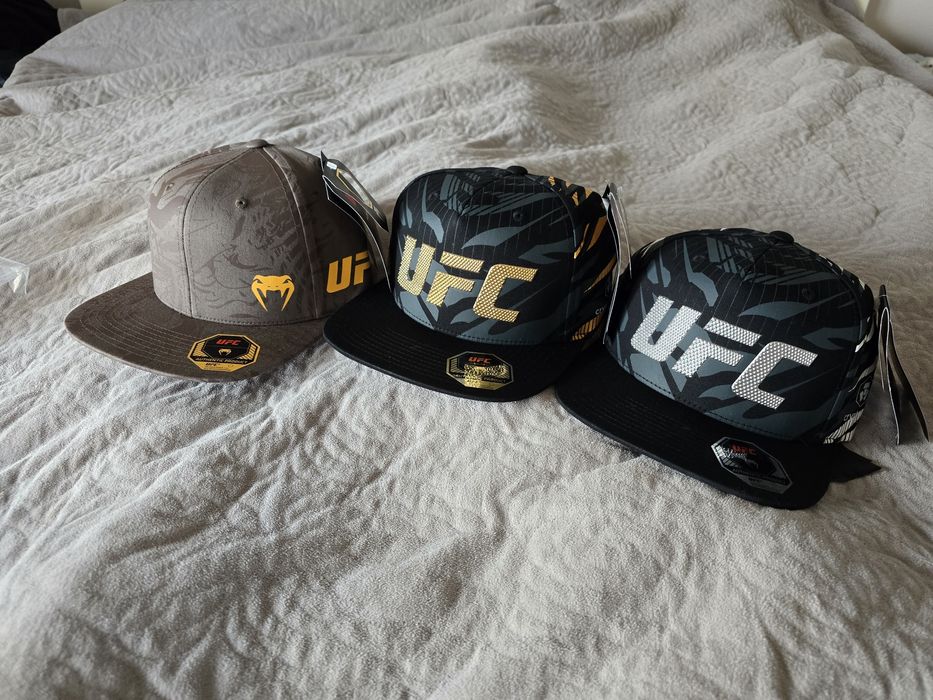 Czapeczka UFC Fusion by Venum Authentic Fight Night Hat BLACK/GOLD